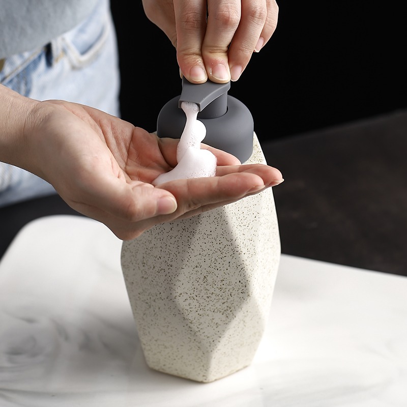 Dispenser di mousse in ceramic - Soap Making Foam recensione e prezzo